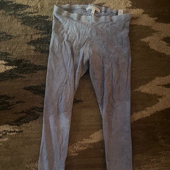 Bundle of Victoria’s Secret leggings - Picture 3 of 7